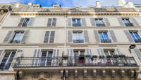Appartement à vendre à Paris 9e Arrondissement, Paris - 325 000 € - photo 1