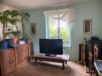 French property for sale in Poullaouen, Finistère - €97,900 - photo 2