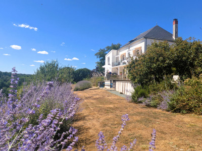 French property for sale in Saint-Georges-de-Noisné, Deux-Sèvres - €299,600 - photo 12