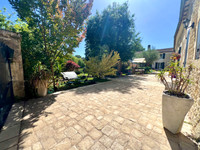 Propriété à vendre à Pons, Charente-Maritime - 839 000 € - photo n°2