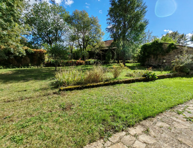 French property for sale in Empuré, Charente - €166,320 - photo 9