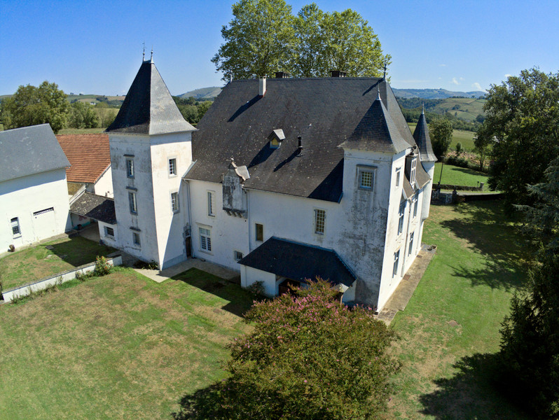 French property for sale in Mauléon-Licharre, Pyrénées-Atlantiques - €920,000 - photo 10