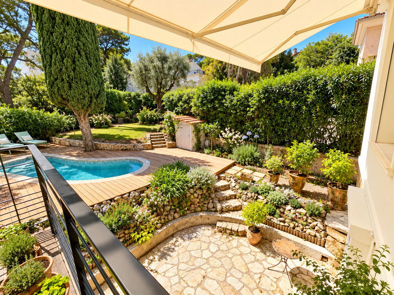 French property for sale in Cannes, Alpes-Maritimes - €1,390,000 - photo 1