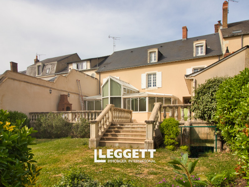 Maison 13 pièce(s), LA FLÈCHE