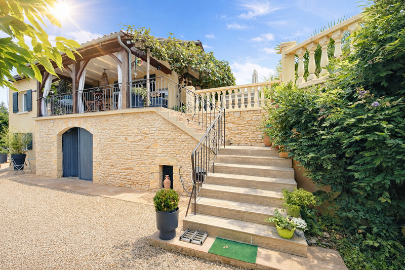 French property for sale in Sarlat-la-Canéda, Dordogne - €569,000 - photo 0