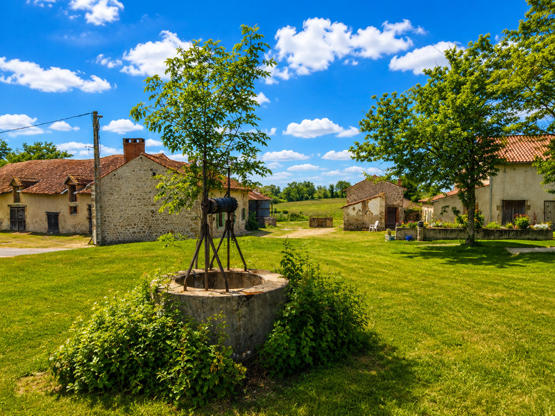 French property for sale in Azat-le-Ris, Haute-Vienne - €294,250 - photo 11