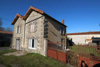 Maison à vendre à Chives, Charente-Maritime - 51.600 € - photo 1