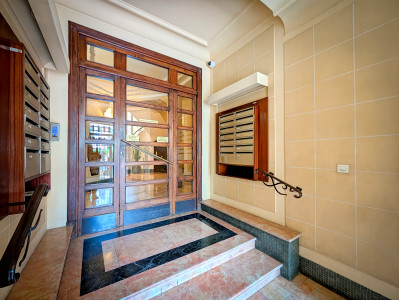 French property for sale in Nice, Alpes-Maritimes - €470,000 - photo 13