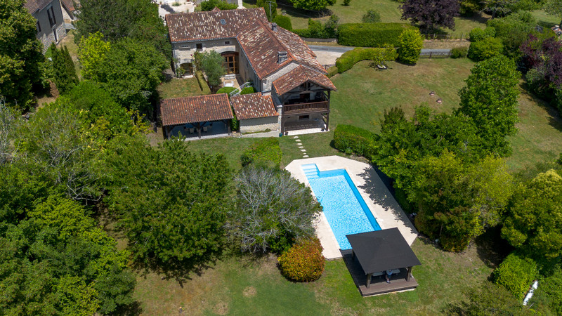 Propriété à vendre à Celles, Dordogne - 599 000 €