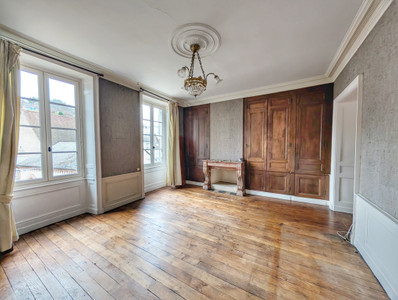 French property for sale in Aubusson, Creuse - €371,000 - photo 3