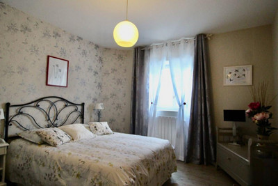 French property for sale in Varzy, Nièvre - €305,000 - photo 8