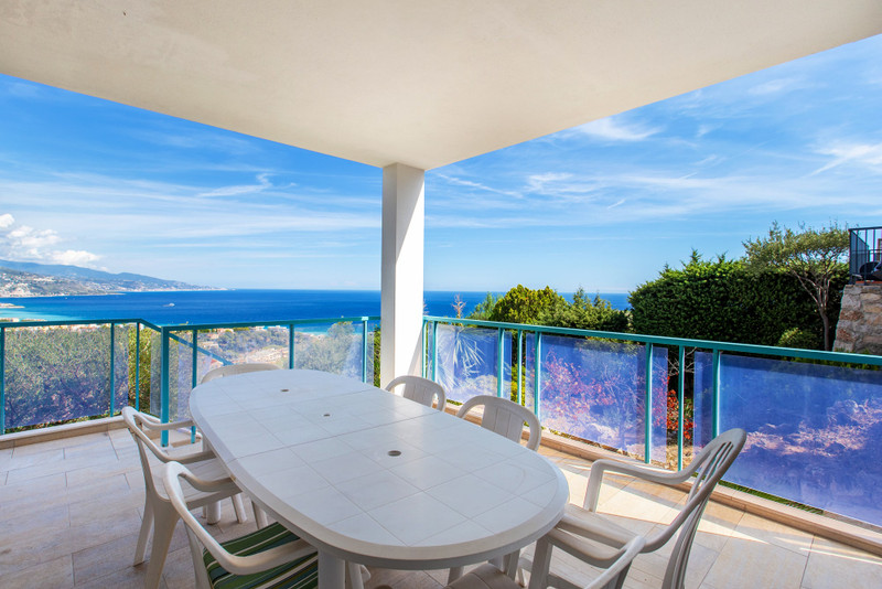 French property for sale in Roquebrune-Cap-Martin, Alpes-Maritimes - &#8364;3,950,000 - photo 5
