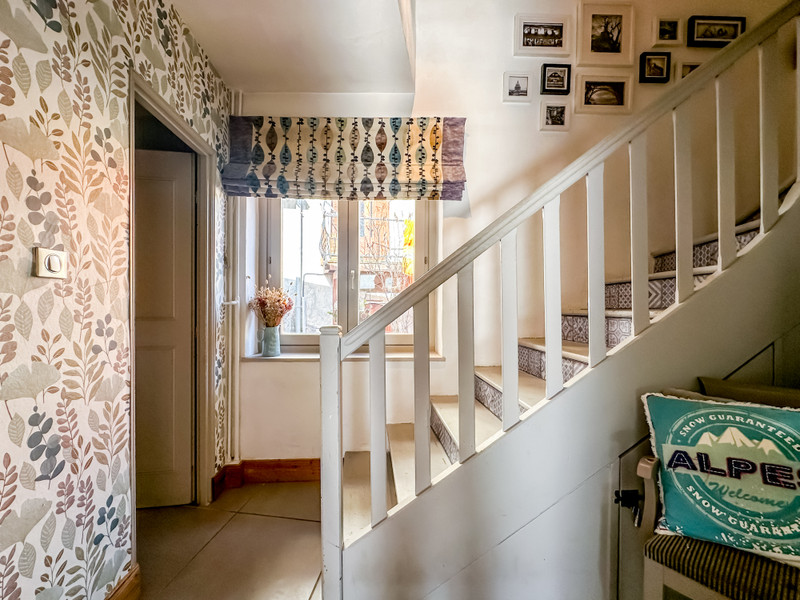 French property for sale in Courchevel, Savoie - €1,100,000 - photo 12