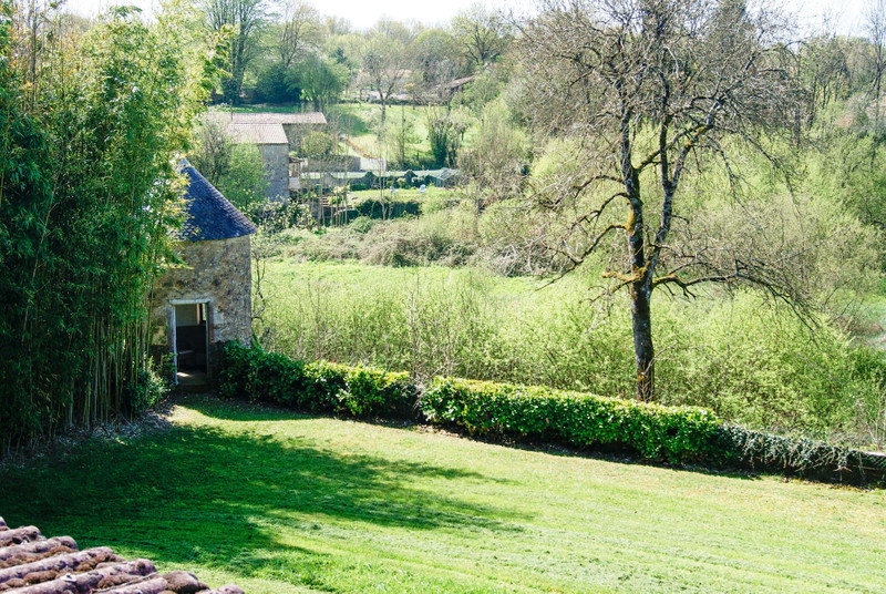 French property for sale in Béceleuf, Deux-Sèvres - photo 2