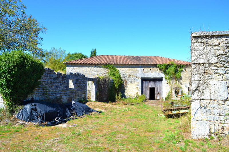Grange à Dignac, Charente - photo 1