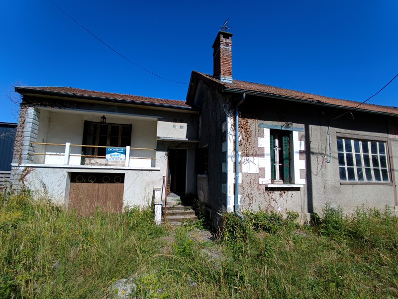 French property for sale in Chalais, Dordogne - €37,000 - photo 1