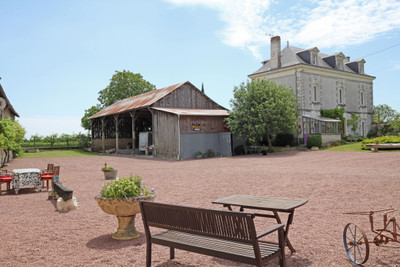 French property for sale in Ceaux-en-Loudun, Vienne - €446,250 - photo 1