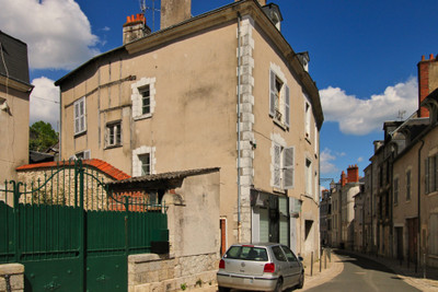 Maison à vendre à Blois, Loir-et-Cher, Centre, avec Leggett Immobilier