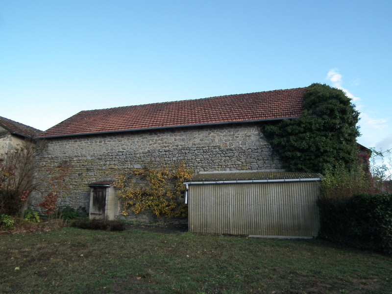 French property for sale in Auzances, Creuse - &#8364;34,600 - photo 2