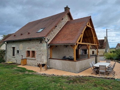 French property for sale in Meillard, Allier - €650,000 - photo 5