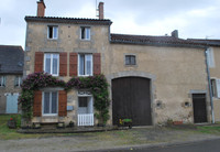 Maison à vendre à Val-d'Oire-et-Gartempe, Haute-Vienne - 147.000 € - photo 1