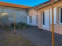 Propriété à vendre à Nieuil, Charente - 144 430 € - photo n°10