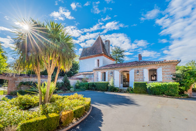 Maison à vendre à Saint-Élix-le-Château, Haute-Garonne, Midi-Pyrénées, avec Leggett Immobilier