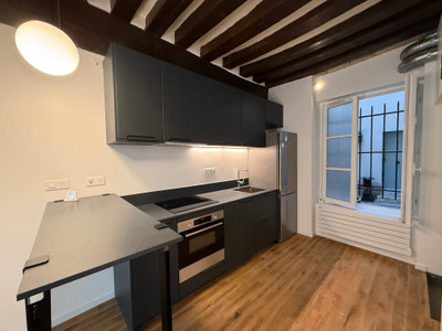 French property for sale in Paris 4e Arrondissement, Paris - €690,000 - photo 6