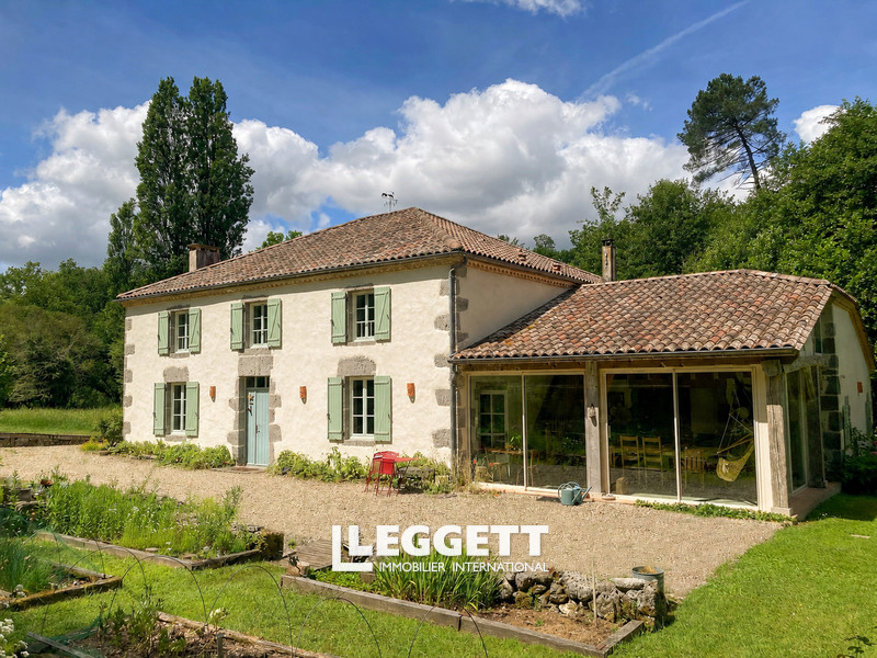 Maison 12 pièce(s), CAUBEYRES