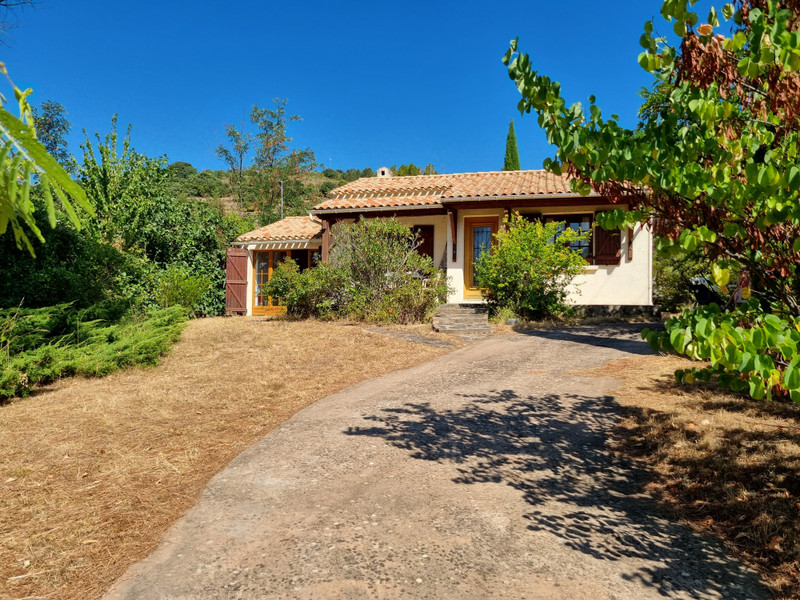 French property for sale in Le Pradal, Hérault - €185,000 - photo 9
