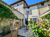 Propriété à vendre à Rochechouart, Haute-Vienne - 172 500 € - photo n°1