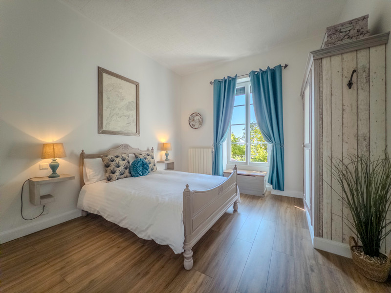 French property for sale in Neffiès, Hérault - €950,000 - photo 12