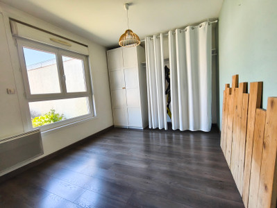 French property for sale in Pessac, Gironde - €349,000 - photo 3