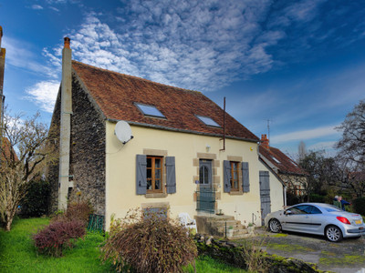 Maison à vendre à La Châtre-Langlin, Indre, Centre, avec Leggett Immobilier
