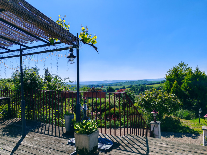 French property for sale in Lalizolle, Allier - €383,000 - photo 1