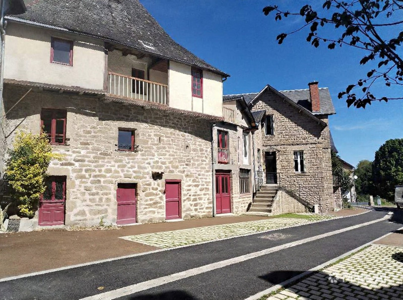 French property for sale in Treignac, Corrèze - €265,000 - photo 0