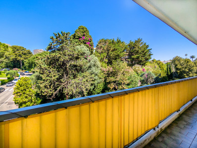 French property for sale in Nice, Alpes-Maritimes - €435,000 - photo 10
