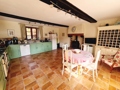 French property for sale in Saint-Pierre-des-Landes, Mayenne - €325,000 - photo 1