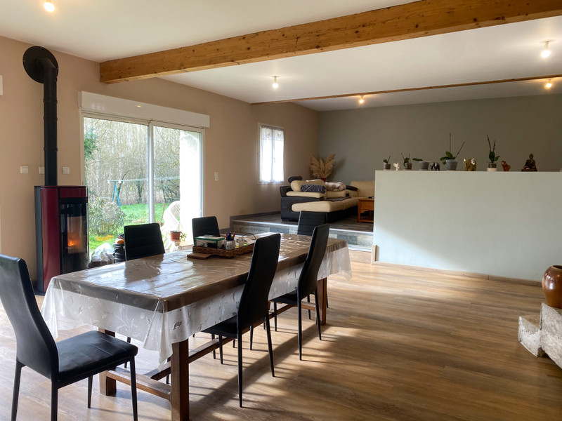 French property for sale in Valence, Charente - €125,350 - photo 2