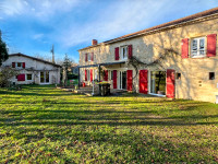 Propriété à vendre à Saint-Fraigne, Charente - 285 140 € - photo n°2