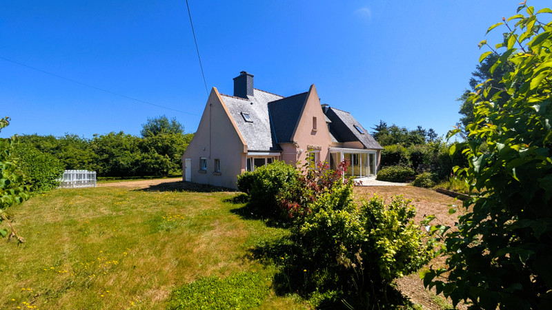 French property for sale in Tréduder, Côtes-d'Armor - €229,900 - photo 1