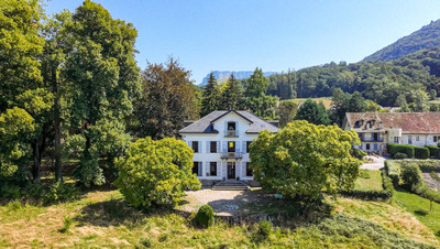 Maison à vendre à Annecy, Haute-Savoie, Rhône-Alpes, avec Leggett Immobilier