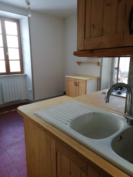 French property for sale in Lugarde, Cantal - €92,000 - photo 8