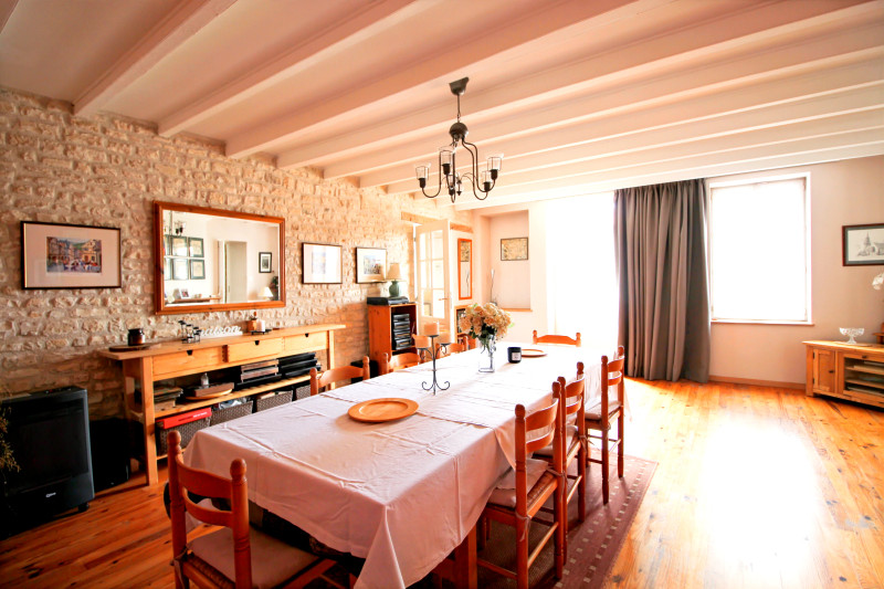 French property for sale in Villiers-Couture, Charente-Maritime - €249,000 - photo 2