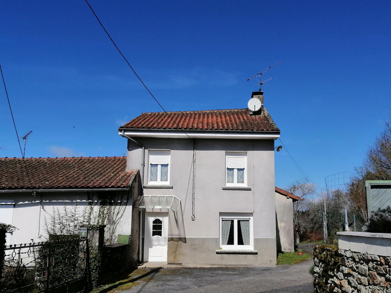 French property for sale in Saint-Mathieu, Haute-Vienne - photo 2