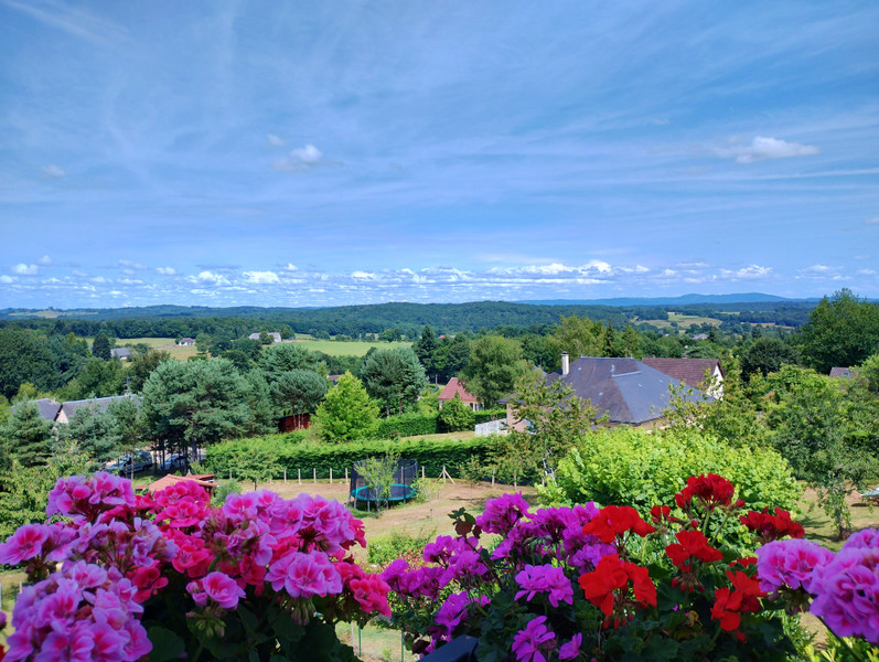 French property for sale in Masseret, Corrèze - &#8364;256,800 - photo 5