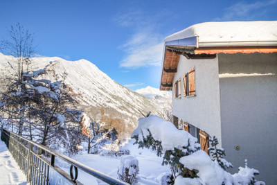 Ski property for sale in  - €1,020,000 - photo 2