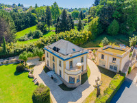 Propriété à vendre à Sarlat-la-Canéda, Dordogne - 1 895 000 € - photo n°1