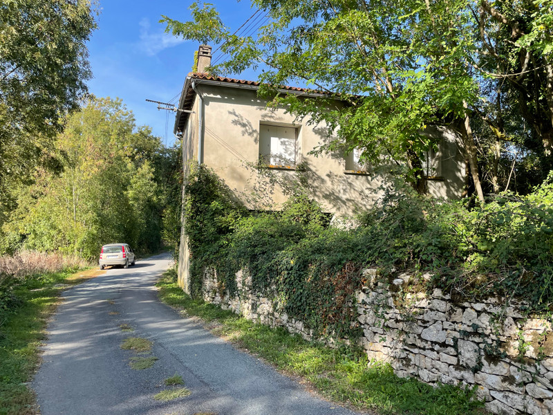 Maison à vendre à Melle, Deux-Sèvres - 77 000 € - photo 1