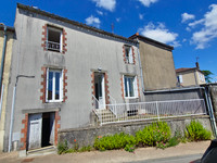 Maison à vendre à Pouzauges, Vendée - 114 450 € - photo 2